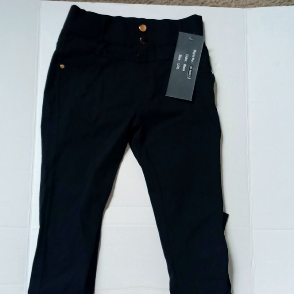 Black skinny jeans